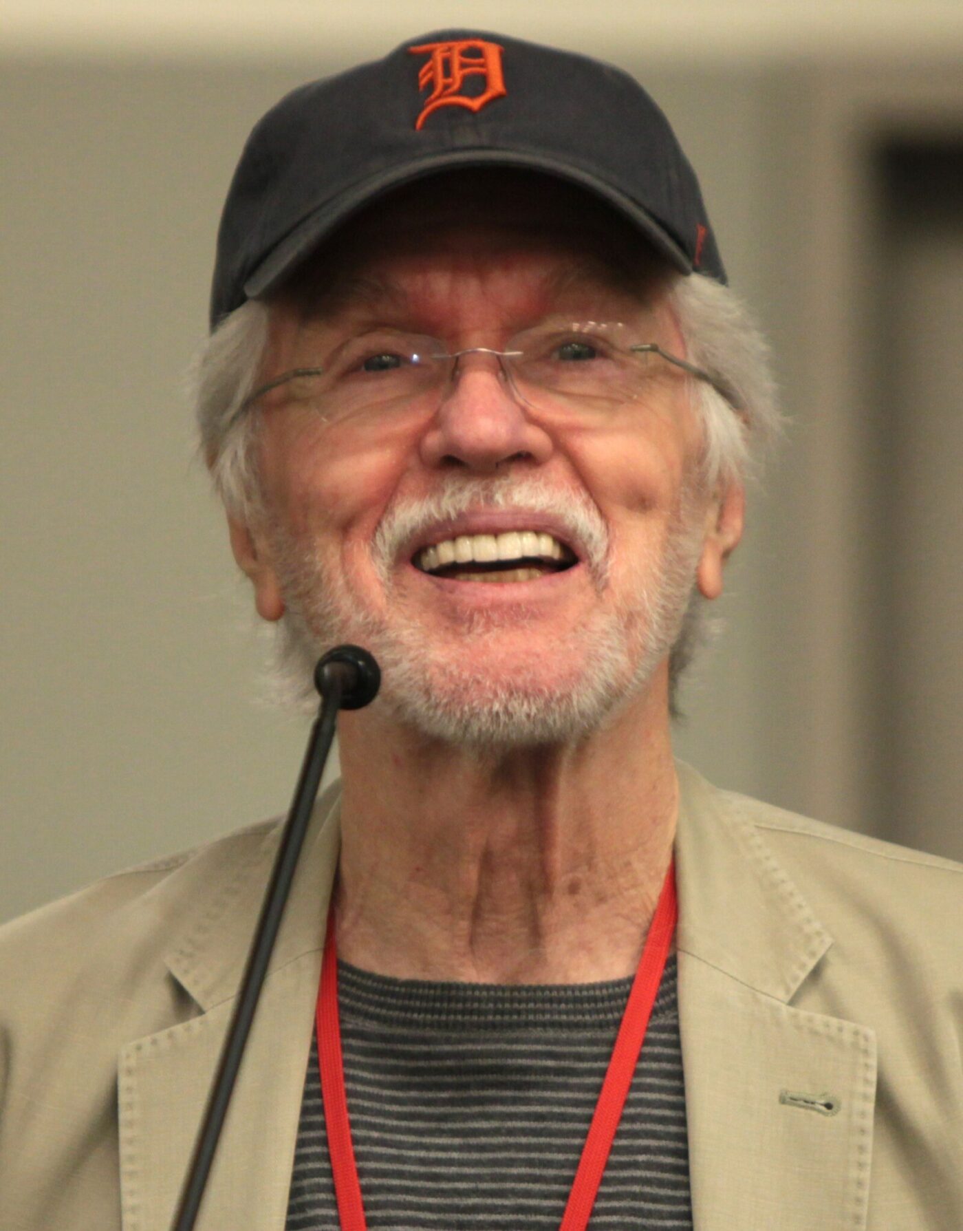 Tom Skerritt Net Worth 2020: Age, Height, Weight, Wife, Kids, Bio-Wiki