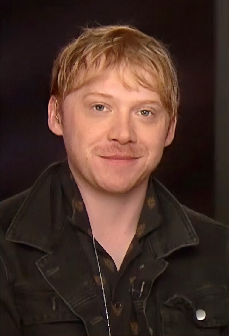 Rupert Grint Net Worth 2021: Age, Height, Weight, Girlfriend, Dating, Bio-Wiki