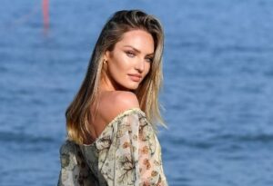 Candice Swanepoel Net Worth 2021: Age, Height, Weight, Boyfriend, Dating, Bio-Wiki