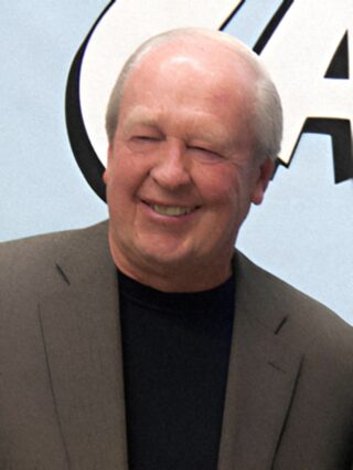 Jim Davis Net Worth 2021: Age, Height, Weight, Wife, Kids, Bio-Wiki