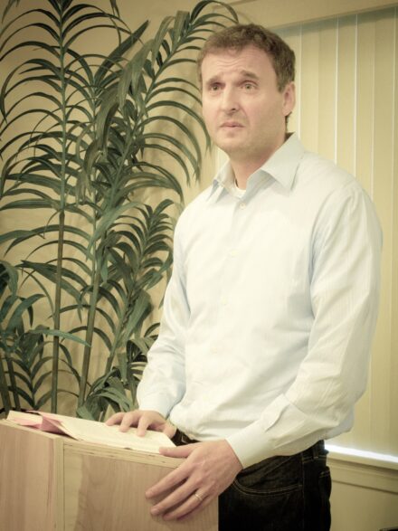 Phil Rosenthal Net Worth 2021: Age, Height, Weight, Wife, Kids, Bio-Wiki
