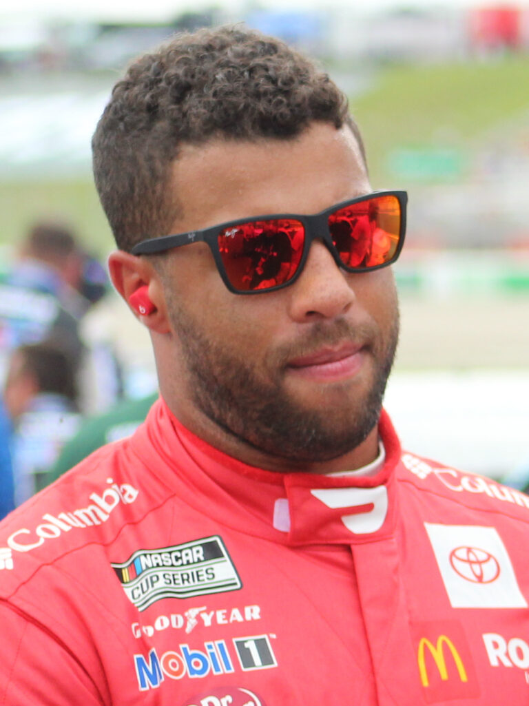Bubba Wallace Net Worth 2021: Age, Height, Weight, Girlfriend, Dating, Bio-Wiki