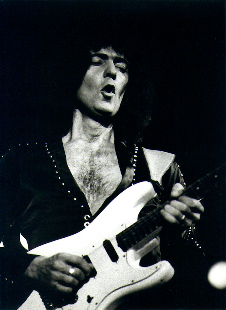 Ritchie Blackmore Net Worth 2021: Age, Height, Weight, Wife, Kids, Bio-Wiki