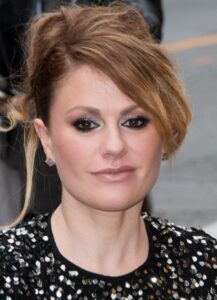 Anna Paquin Net Worth 2021: Age, Height, Weight, Husband, Kids, Bio-Wiki