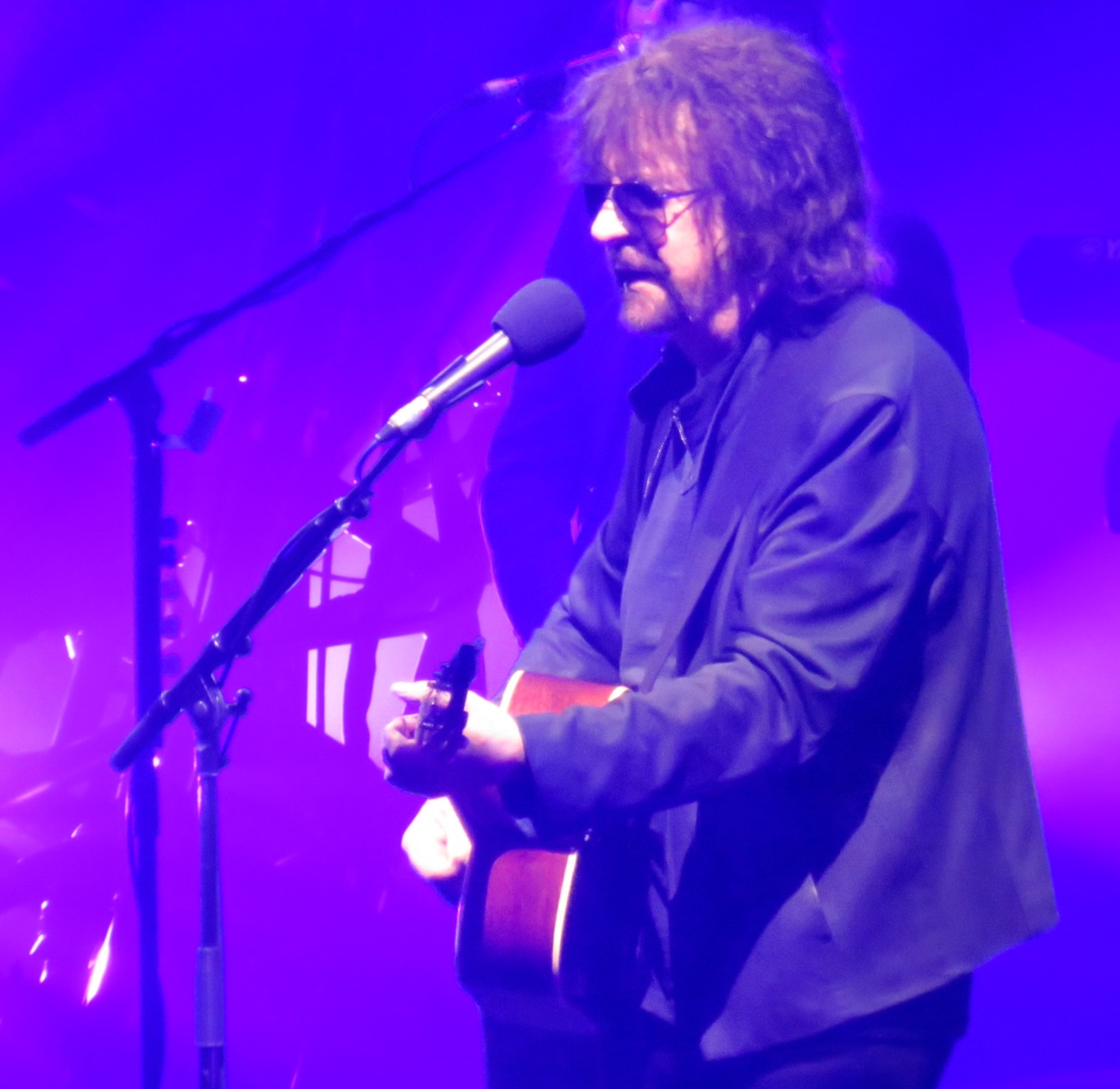 Jeff Lynne Net Worth 2021: Age, Height, Weight, Wife, Kids, Bio-Wiki