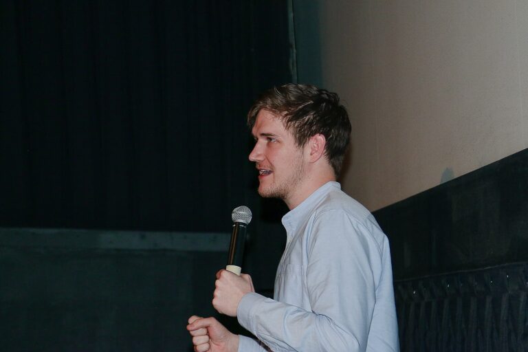 Bo Burnham Net Worth 2021: Age, Height, Weight, Girlfriend, Dating, Bio-Wiki — via Wikimedia Commons