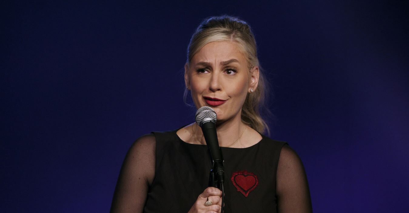 Christina Pazsitzky Net Worth 2021: Age, Height, Weight, Husband, Kids, Bio-Wiki