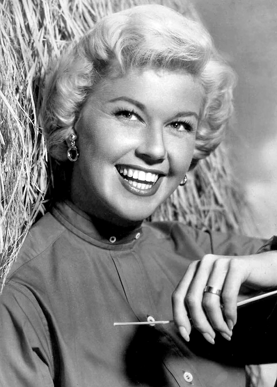 Doris Day Net Worth 2021: Age, Height, Weight, Husband, Kids, Bio-Wiki