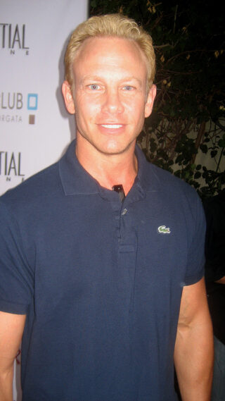 Ian Ziering Net Worth 2021: Age, Height, Weight, Wife, Kids, Bio-Wiki