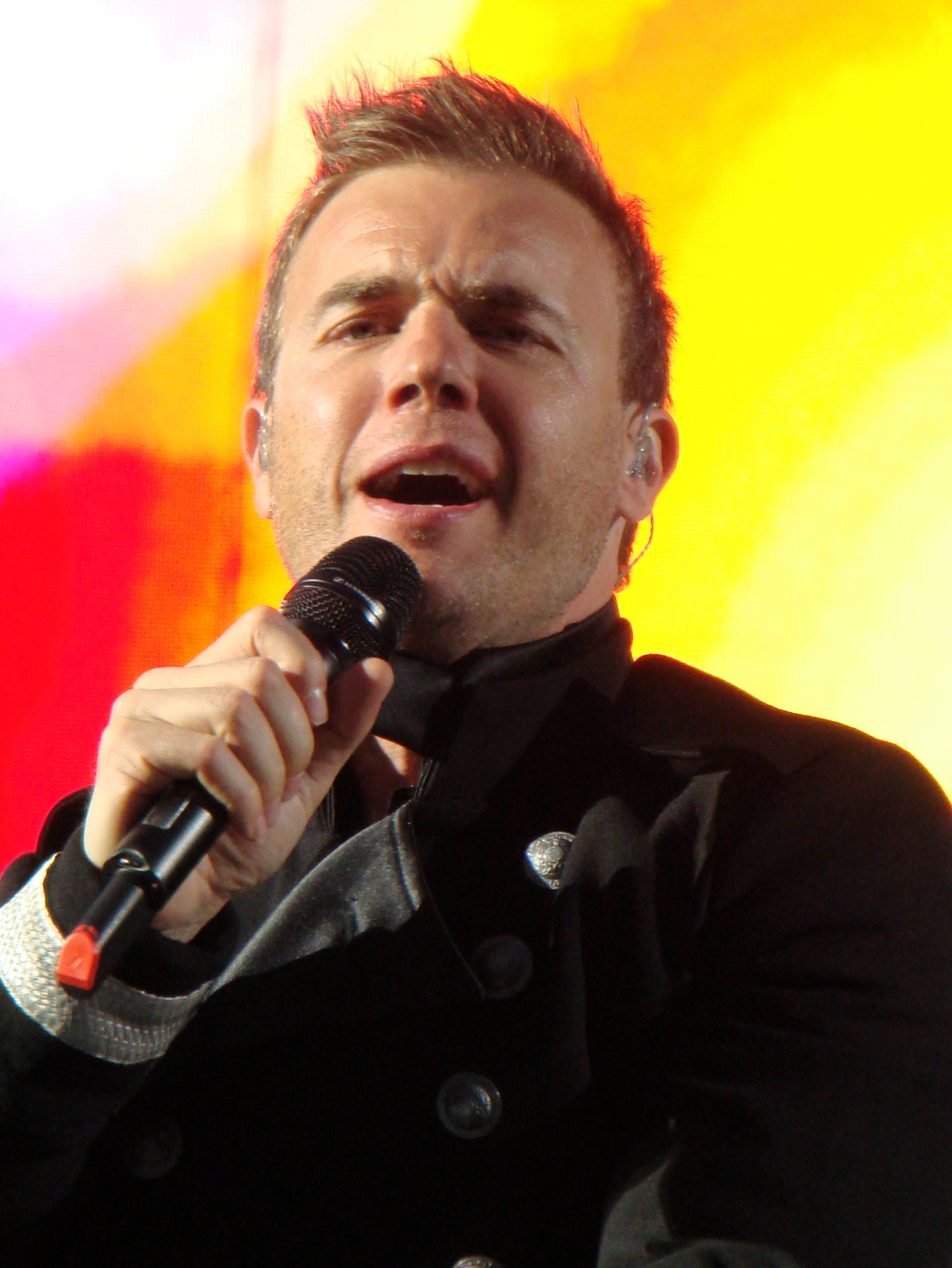 Gary Barlow Net Worth 2021: Age, Height, Weight, Wife, Kids, Bio-Wiki