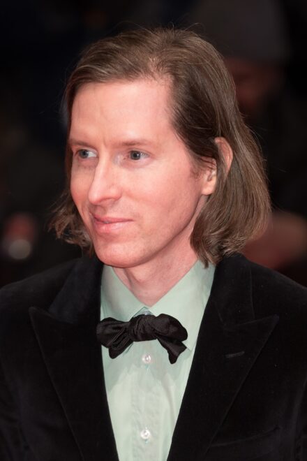 Wes Anderson Net Worth 2021: Age, Height, Weight, Wife, Kids, Bio-Wiki