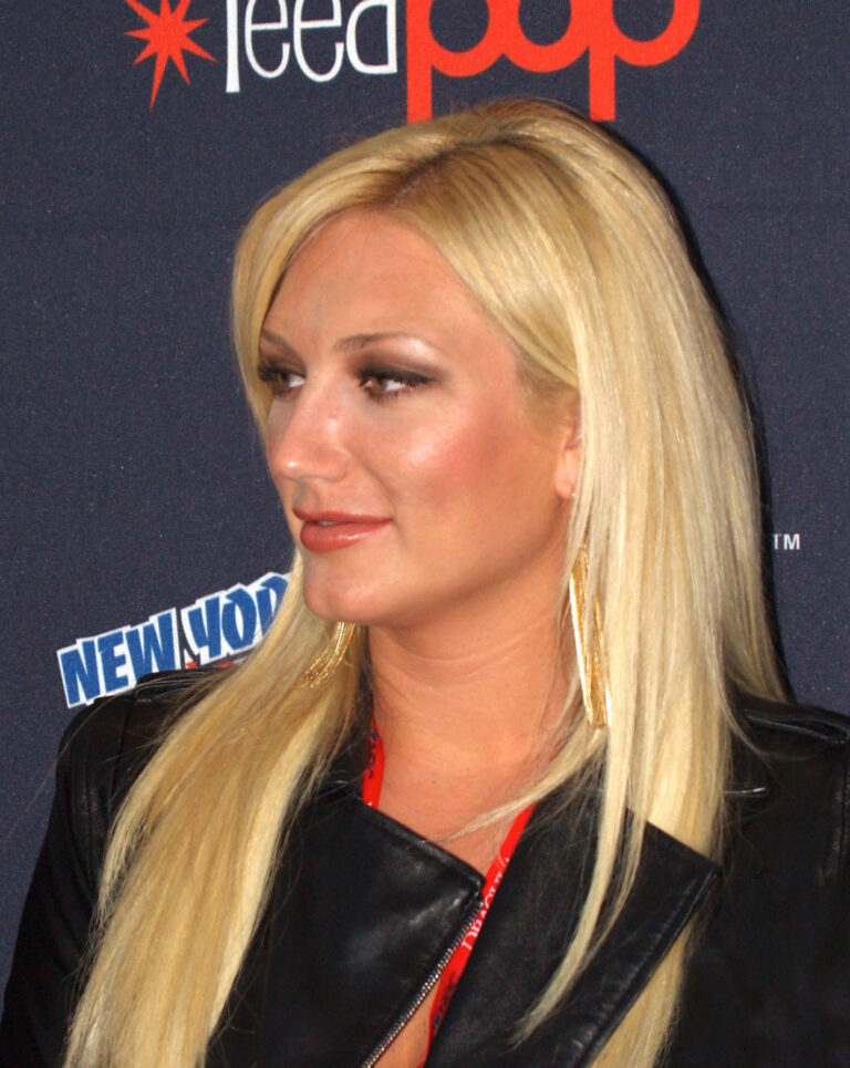 Brooke Hogan Net Worth 2021: Age, Height, Weight, Boyfriend, Dating, Bio-Wiki — via Wikimedia Commons