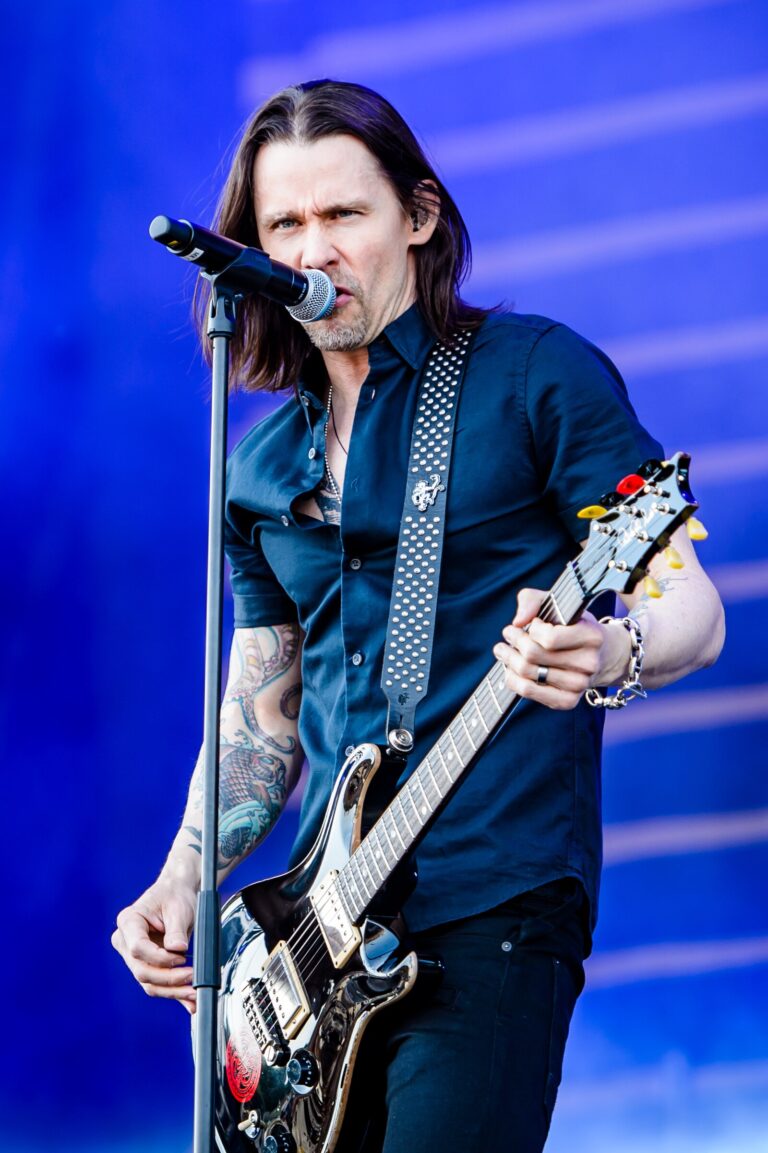 Myles Kennedy Net Worth 2021: Age, Height, Weight, Wife, Kids, Bio-Wiki | Wealthy Persons — via Wikimedia Commons
