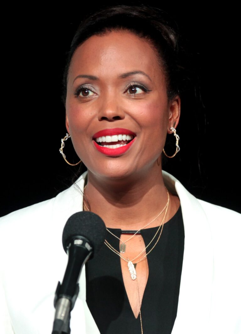 Aisha Tyler Net Worth 2021: Age, Height, Weight, Husband, Kids, Bio-Wiki