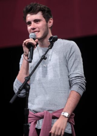 Alfie Deyes Net Worth 2021: Age, Height, Weight, Girlfriend, Dating, Bio-Wiki
