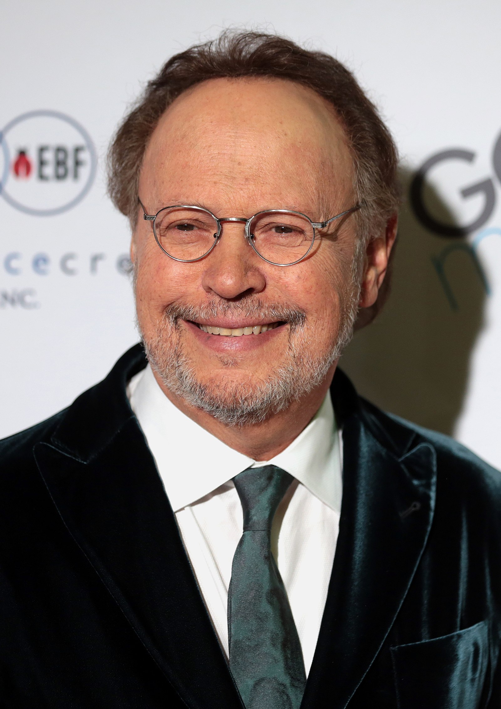 Billy Crystal Net Worth 2021: Age, Height, Weight, Wife, Kids, Bio-Wiki