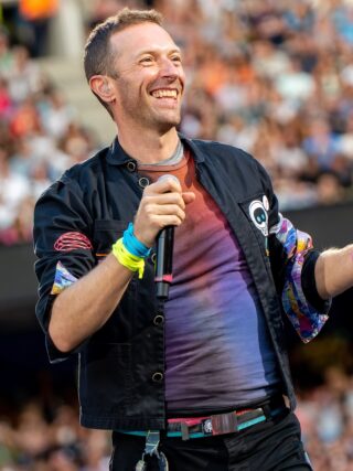 Chris Martin Net Worth 2021: Age, Height, Weight, Wife, Kids, Bio-Wiki