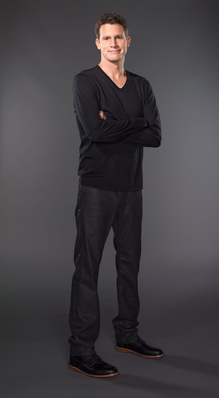 Daniel Tosh Net Worth 2021: Age, Height, Weight, Wife, Kids, Bio-Wiki