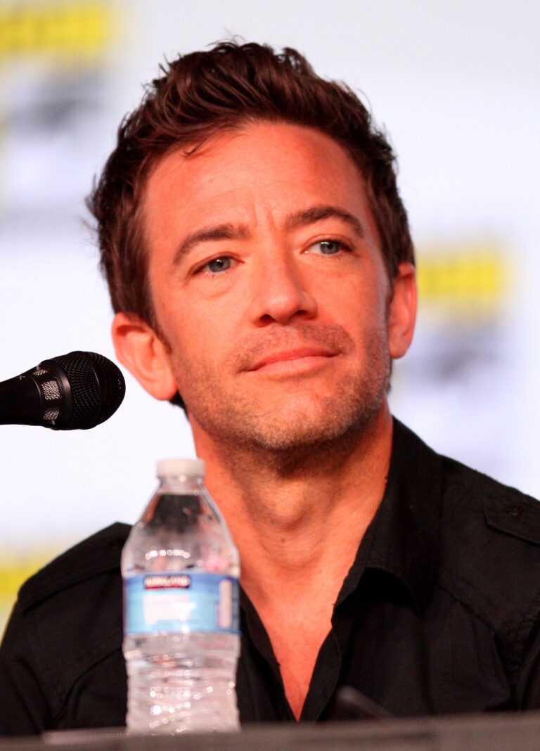 David Faustino Net Worth 2021: Age, Height, Weight, Wife, Kids, Bio-Wiki