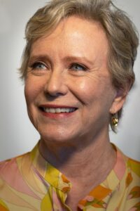 Eve Plumb Net Worth 2021: Age, Height, Weight, Husband, Kids, Bio-Wiki