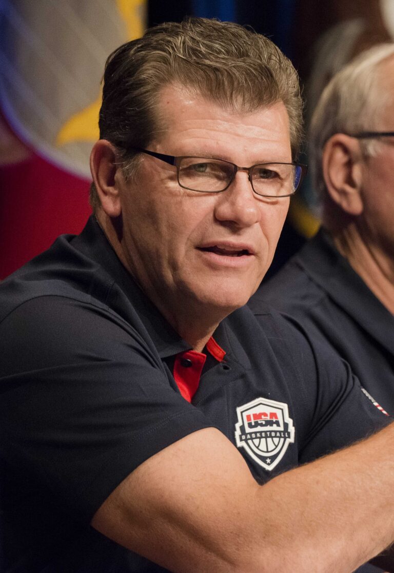 Geno Auriemma Net Worth 2021: Age, Height, Weight, Wife, Kids, Bio-Wiki