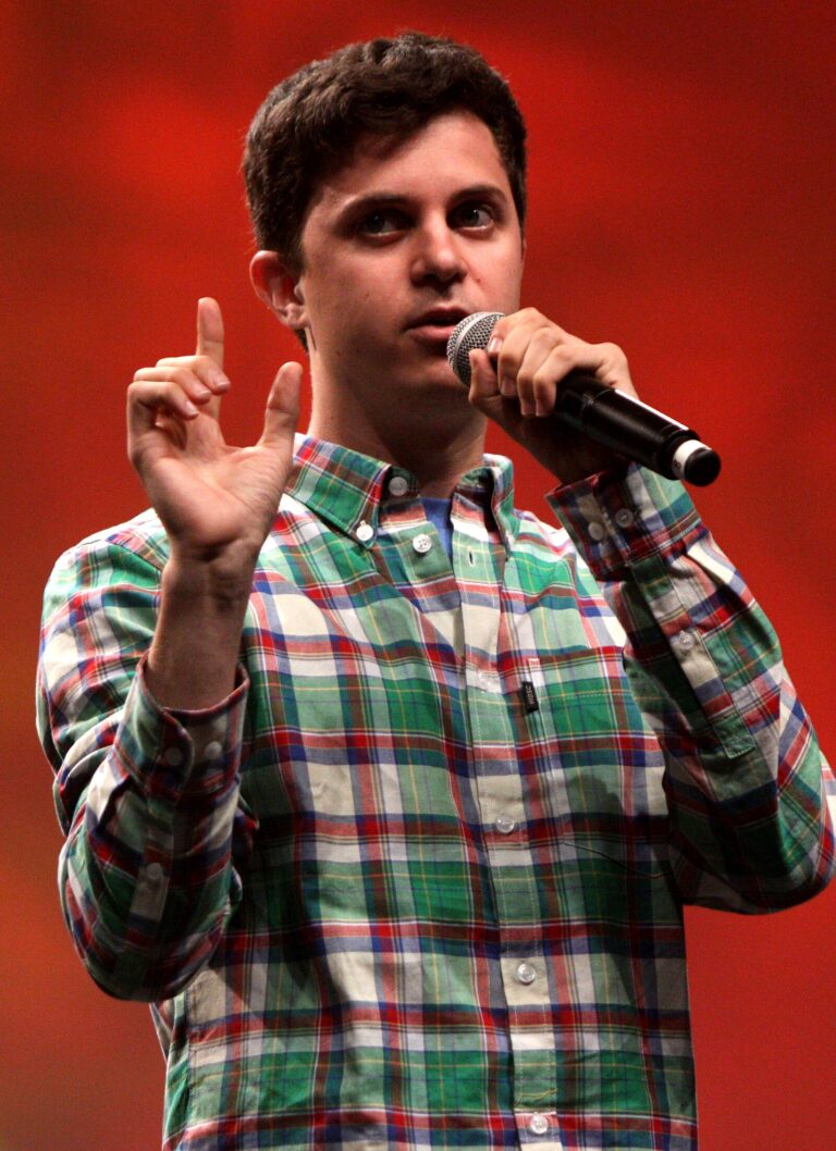 Watsky Net Worth 2021: Age, Height, Weight, Girlfriend, Dating, Bio-Wiki — via Wikimedia Commons