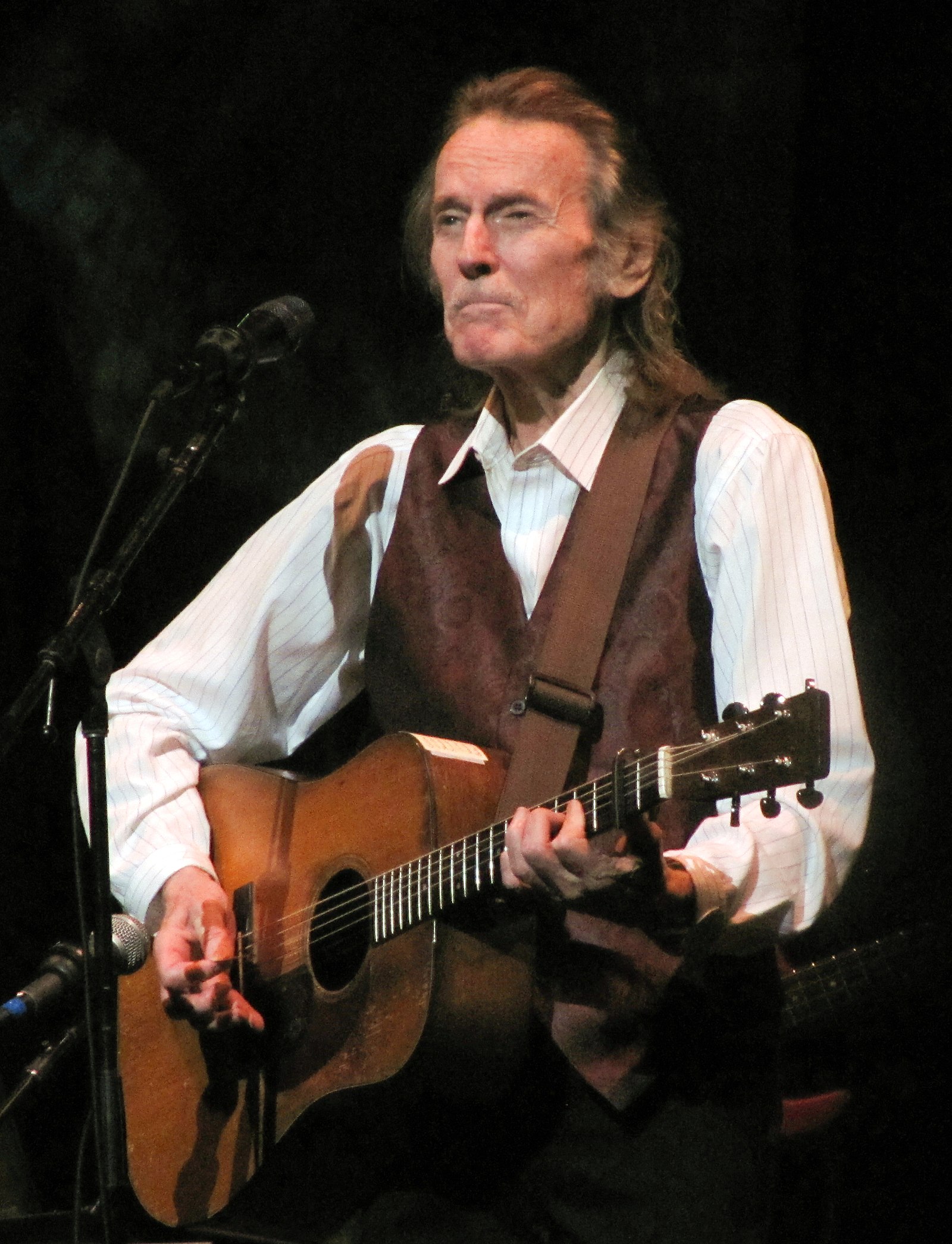 Gordon Lightfoot Net Worth 2021: Age, Height, Weight, Wife, Kids, Bio-Wiki | Wealthy Persons — via Wikimedia Commons