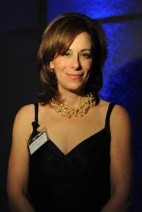 Jane Kaczmarek Net Worth 2021: Age, Height, Weight, Husband, Kids, Bio-Wiki
