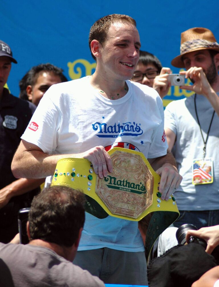 Joey Chestnut Net Worth 2021: Age, Height, Weight, Wife, Kids, Bio-Wiki — via Wikimedia Commons