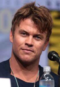 Luke Hemsworth Net Worth 2021: Age, Height, Weight, Wife, Kids, Bio-Wiki