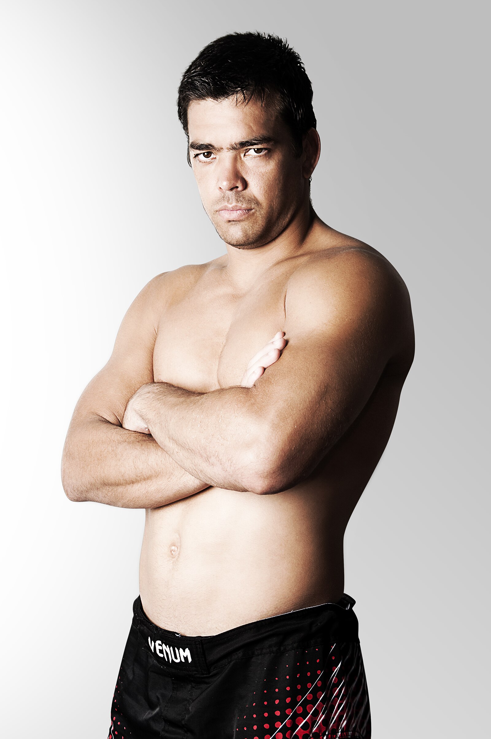 Lyoto Machida Net Worth 2021: Age, Height, Weight, Wife, Kids, Bio-Wiki | Wealthy Persons — via Wikimedia Commons