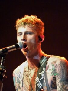 Machine Gun Kelly Net Worth 2021: Age, Height, Weight, Girlfriend, Dating, Bio-Wiki