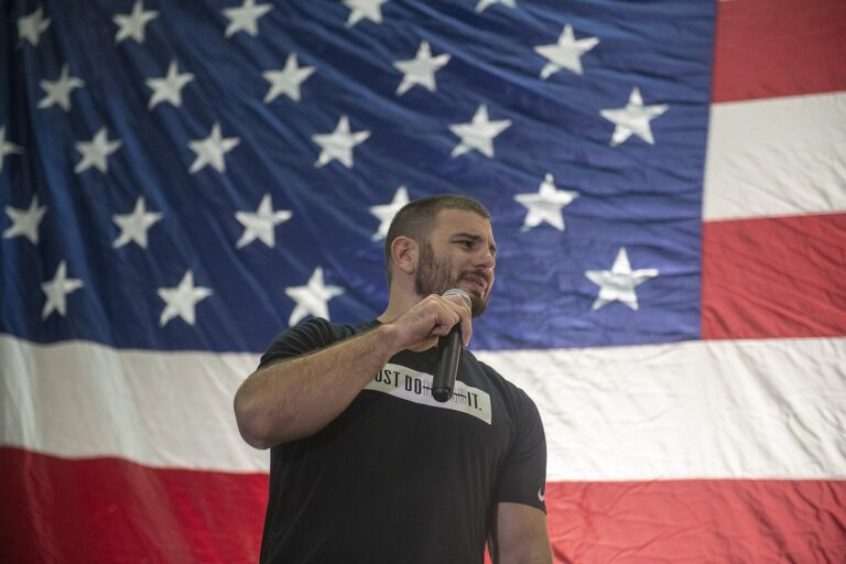 Mat Fraser Net Worth 2021: Age, Height, Weight, Girlfriend, Dating,Bio-Wiki — via Wikimedia Commons