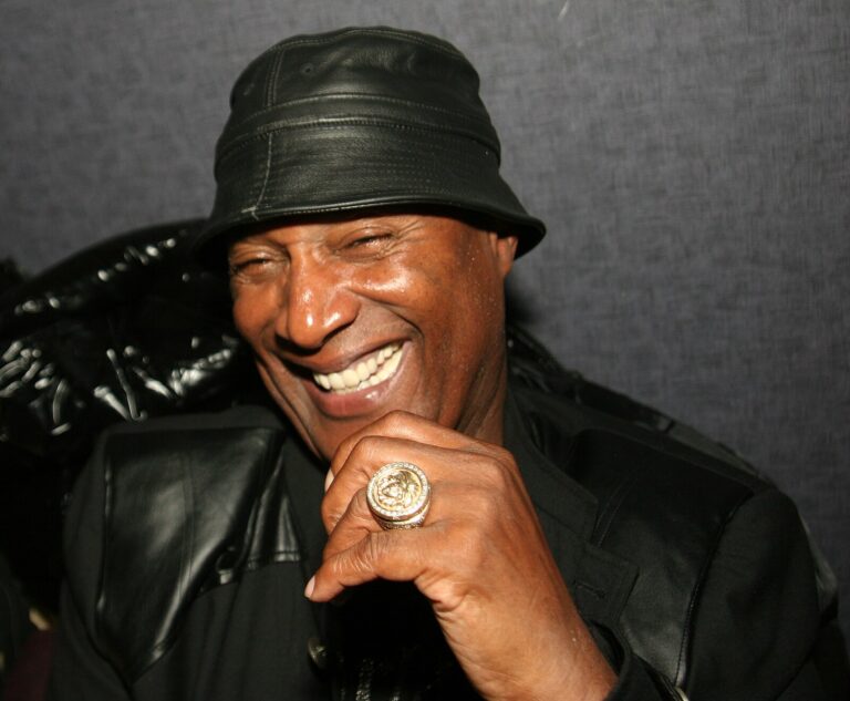 Paul Mooney Net Worth 2021: Age, Height, Weight, Wife, Kids, Bio-Wiki