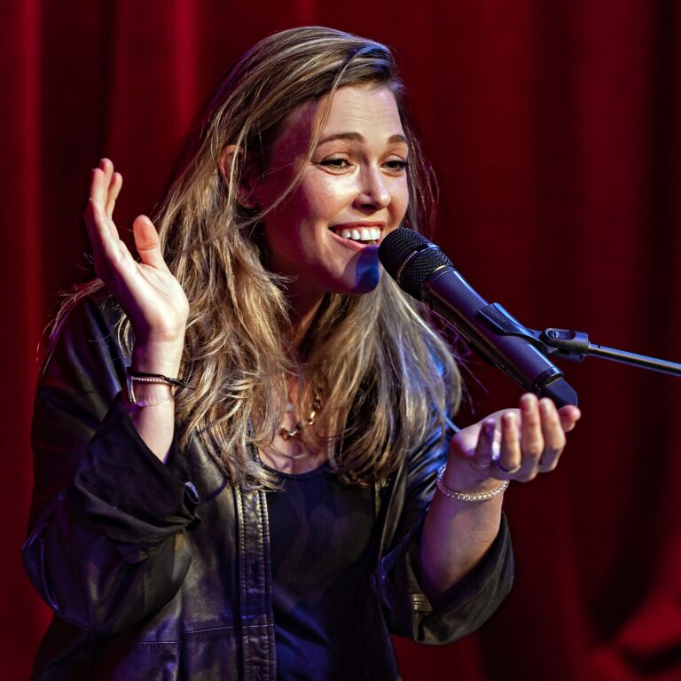 Rachel Platten Net Worth 2021: Age, Height, Weight, Husband, Kids, Bio-Wiki — via Wikimedia Commons