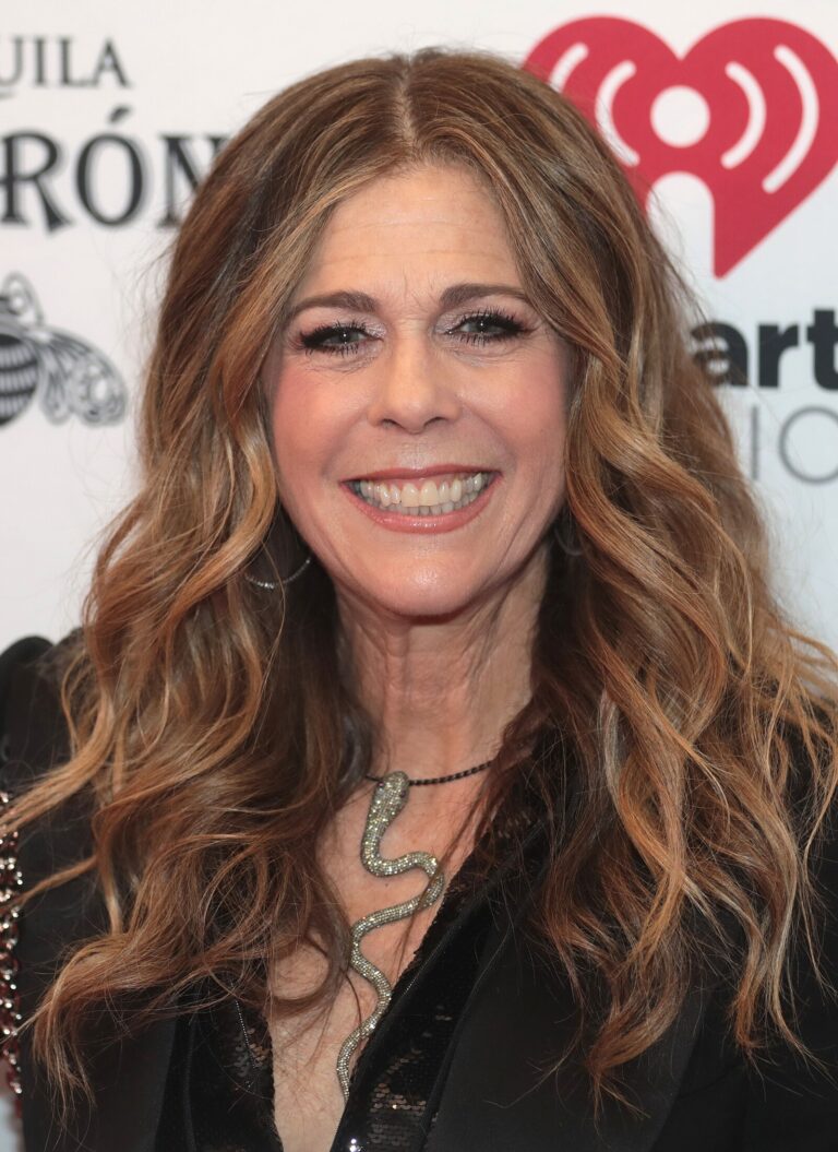 Rita Wilson Net Worth 2021: Age, Height, Weight, Husband, Kids, Bio-Wiki