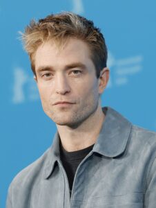 Robert Pattinson Net Worth 2021: Age, Height, Weight, Girlfriend, Dating, Bio-Wiki