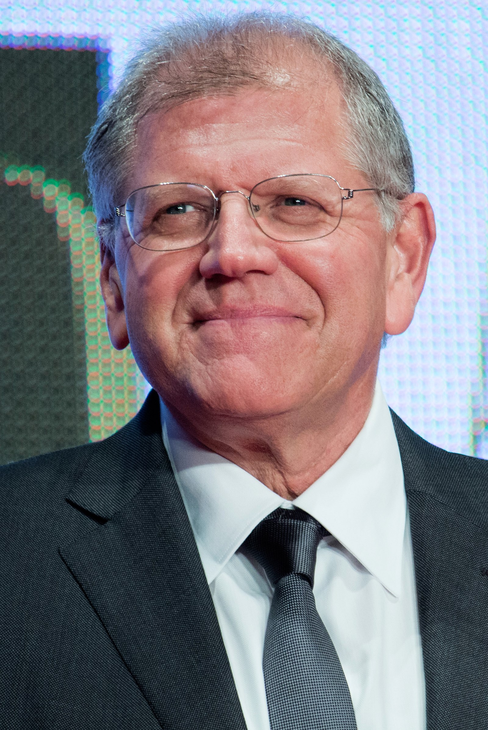 Robert Zemeckis Net Worth 2021: Age, Height, Weight, Wife, Kids, Bio-Wiki
