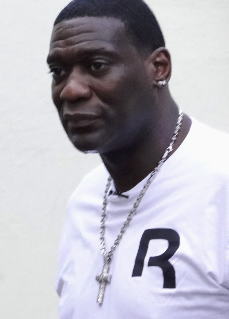 Shawn Kemp Net Worth 2021: Age, Height, Weight, Wife, Kids, Bio-Wiki