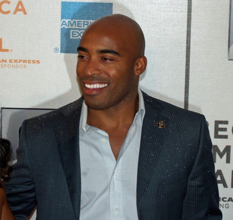 Tiki Barber Net Worth 2021: Age, Height, Weight, Wife, Kids, Bio-Wiki
