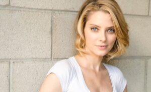 April Bowlby Net Worth 2021: Age, Height, Weight, Boyfriend, Dating, Kids, Bio-Wiki