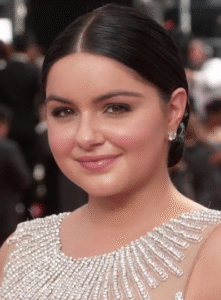 Ariel Winter Net Worth 2021: Age, Height, Weight, Boyfriend, Dating, Bio-Wiki