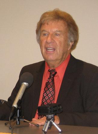Bill Gaither Net Worth 2021: Age, Height, Weight, Wife, Kids, Bio-Wiki — via Wikimedia Commons