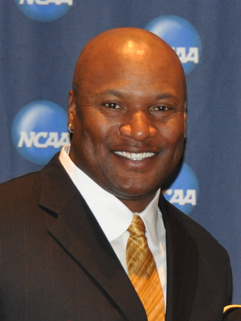 Bo Jackson Net Worth 2021: Age, Height, Weight, Wife, Kids, Bio-Wiki — via Wikimedia Commons