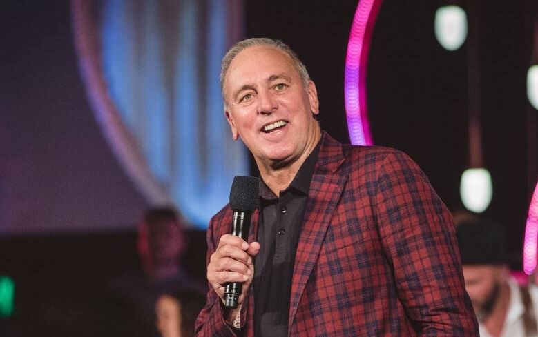 brian-houston-net-worth-8683945