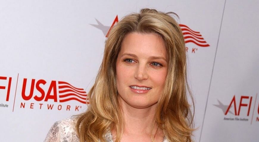 bridget-fonda-net-worth-5011083