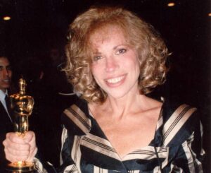 Carly Simon Net Worth 2021: Age, Height, Weight, Husband, Kids, Bio-Wiki