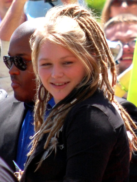 Crystal Bowersox Net Worth 2021: Age, Height, Weight, Husband, Kids, Bio-Wiki