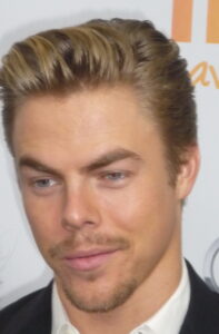 Derek Hough Net Worth 2021: Age, Height, Weight, Girlfriend, Dating, Bio-Wiki