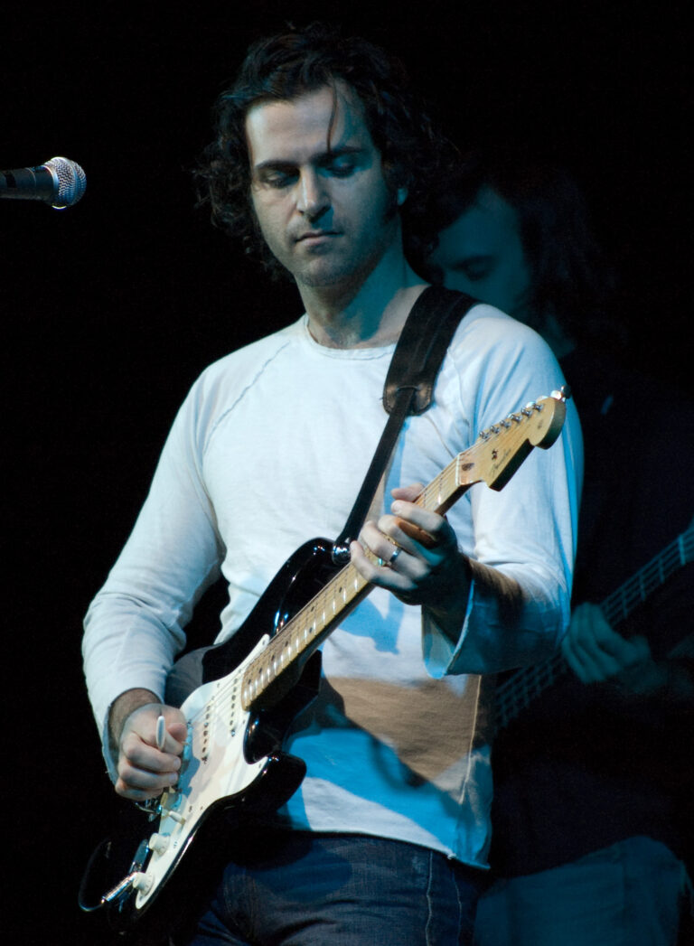Dweezil Zappa Net Worth 2021: Age, Height, Weight, Wife, Kids, Bio-Wiki